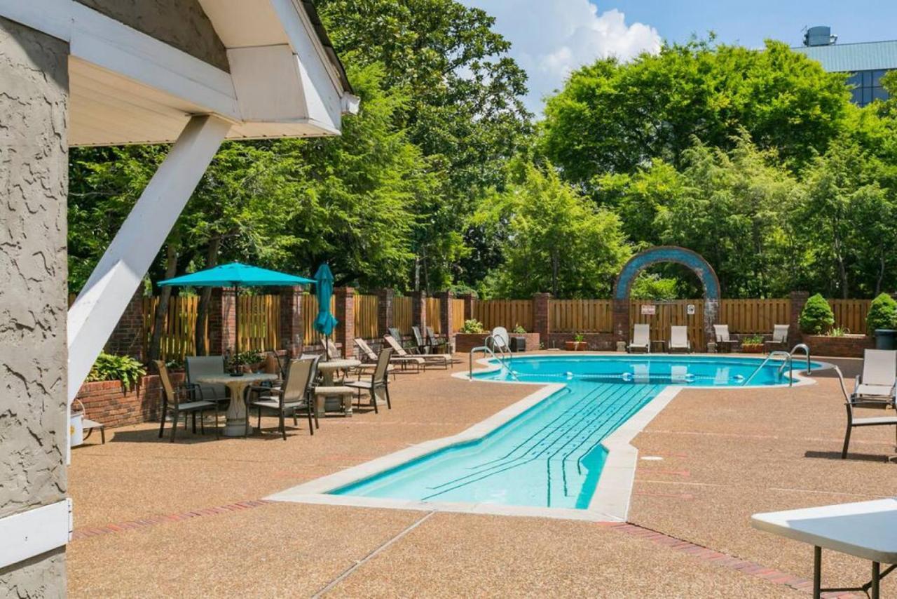 Music Row Retreat - 3 Beds, 1 Bedroom, Pool, Parking 내슈빌 외부 사진